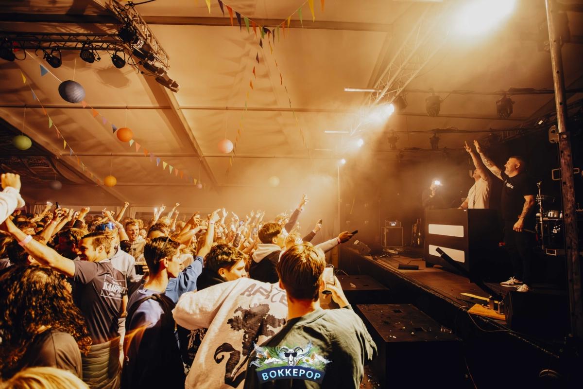 Tent festival set groot (Dj / Band)
